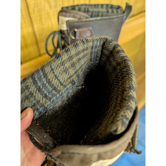 The Original Duck Boots Men's Snow Boots Size 5 Brown Flannel Lined Steel Shank - Picture 8 of 9